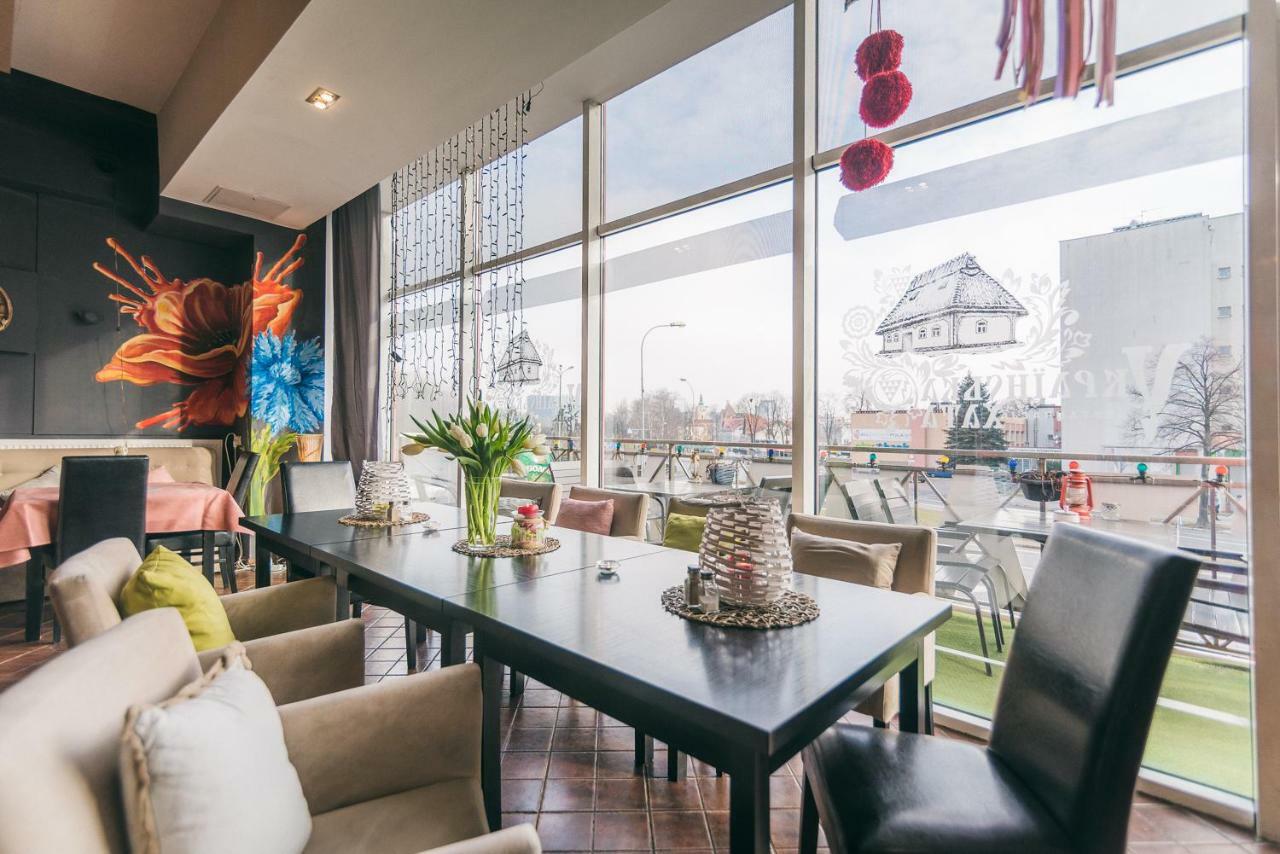 Hotel Forum Жешув Экстерьер фото